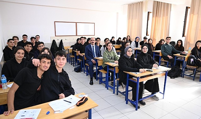 Başkan Altay YKS’ye Girecek Öğrencilere Başarılar Diledi